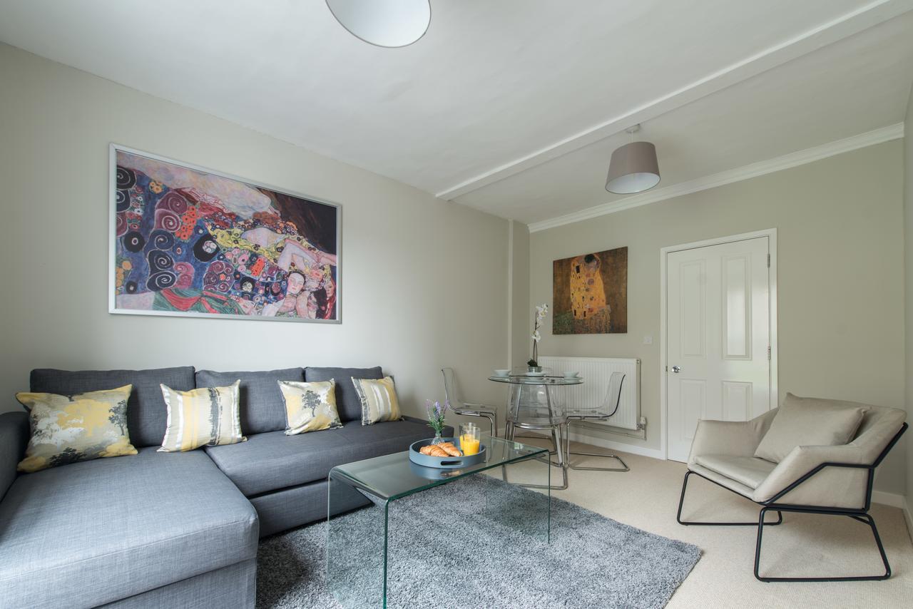 Central Windsor Apartment Facing The Castle Exteriér fotografie